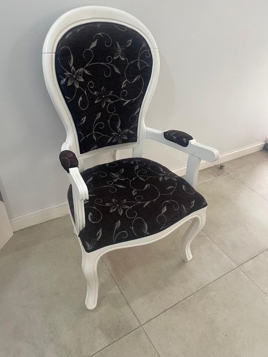 Cadeirão Decorativo