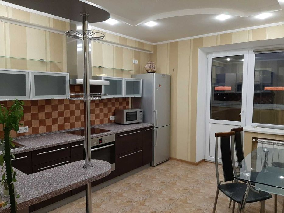 Здам гарну 2к.квартиру вул.Грушевського,7, р-н парку