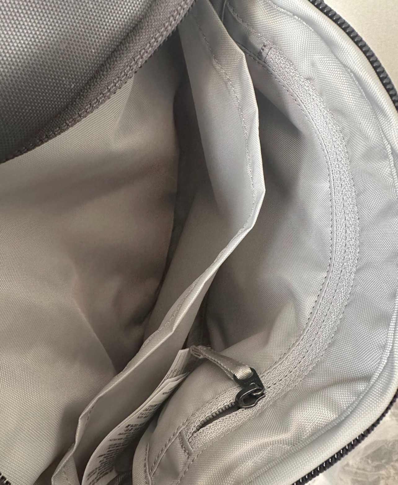 Plecak na strój Arc'teryx, czarny