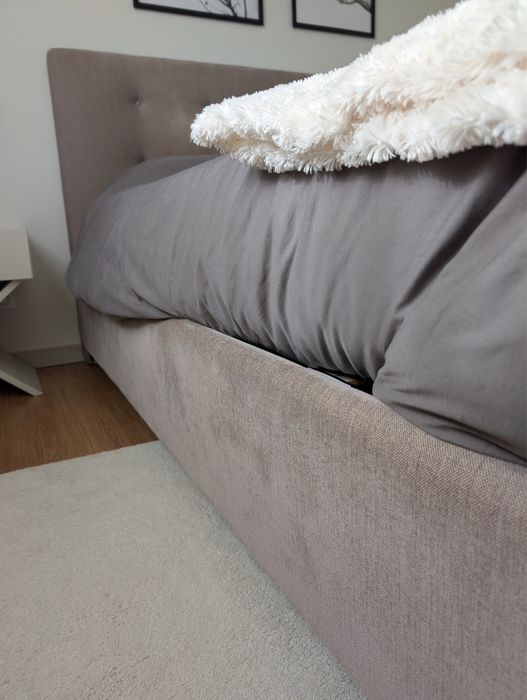 Cama Casal para colchão de 160x200 com banco de apoio