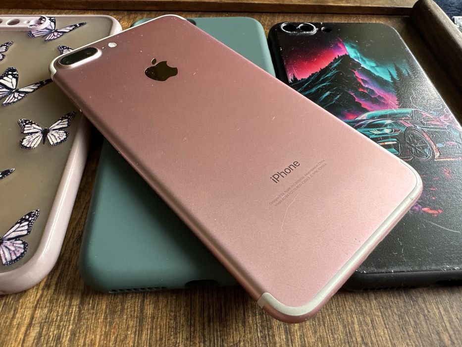 Телефон IPhone 7 Plus