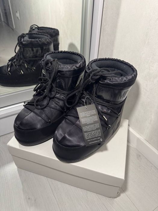 Moon Boot Black 27см