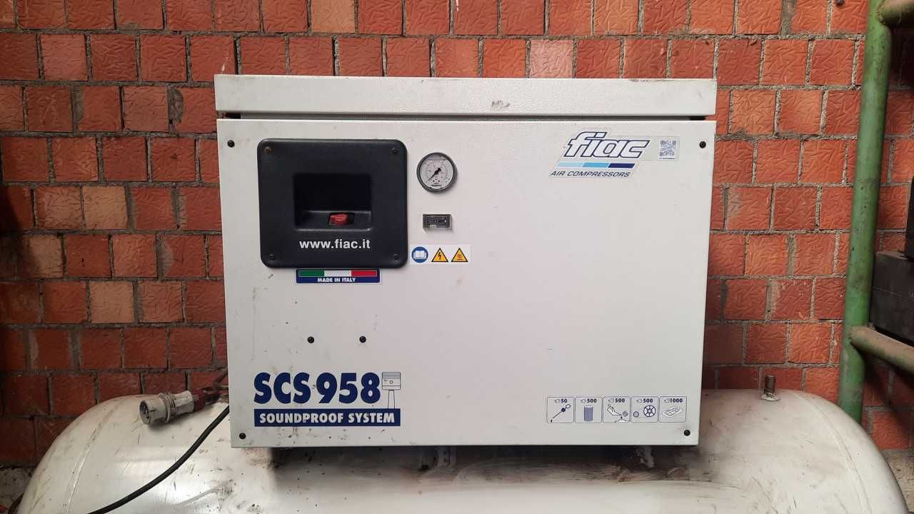 Kompresor śrubowy FIAC SCS958 - 500L Tylko 365 h pracy 2022r