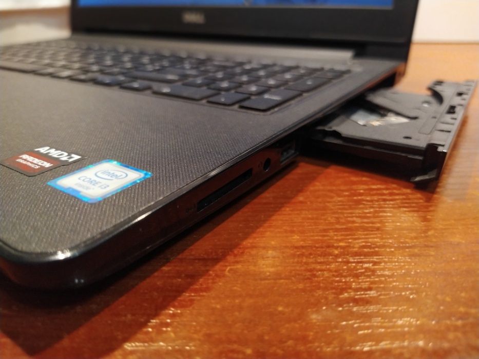 Ноутбук Dell 3567 (ОЗУ 8GB, video 2Gb, SSD 512gb)