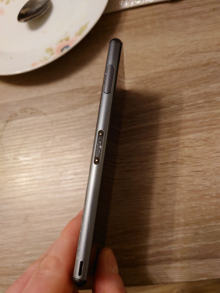 Sony Xperia Z3 bardzo dobry stan