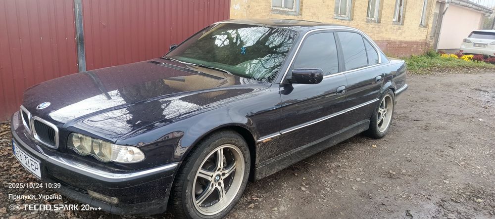 Продаж обмін. На повному ходу.