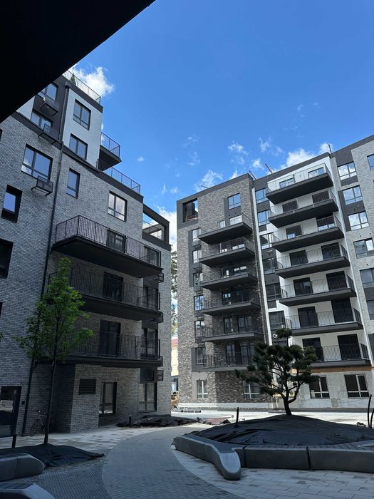 2к ЖК бізнес класу, 75,4м2, тераса, стяжка штукатурка підземний паркіг