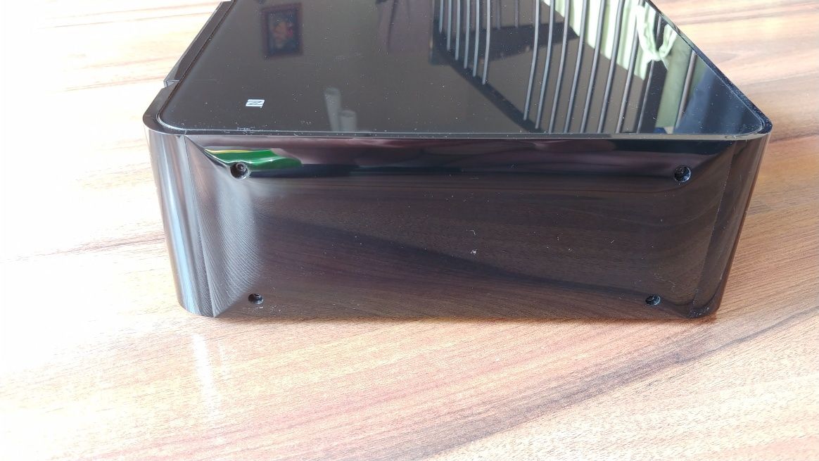 Amplituner, odtwarzacz sieciowy Marantz M-CR611, CD, Spotify Bluetooth