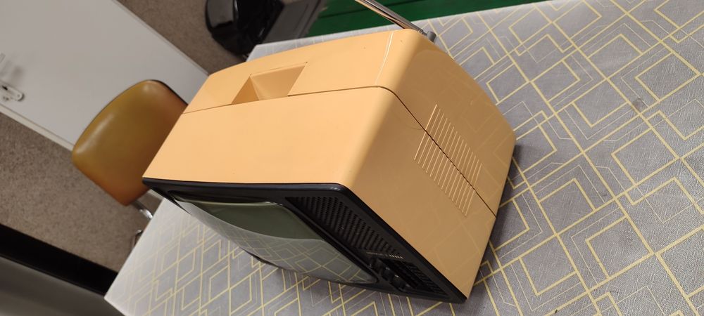 Telewizor Merkus 2 Tesla rok 1990