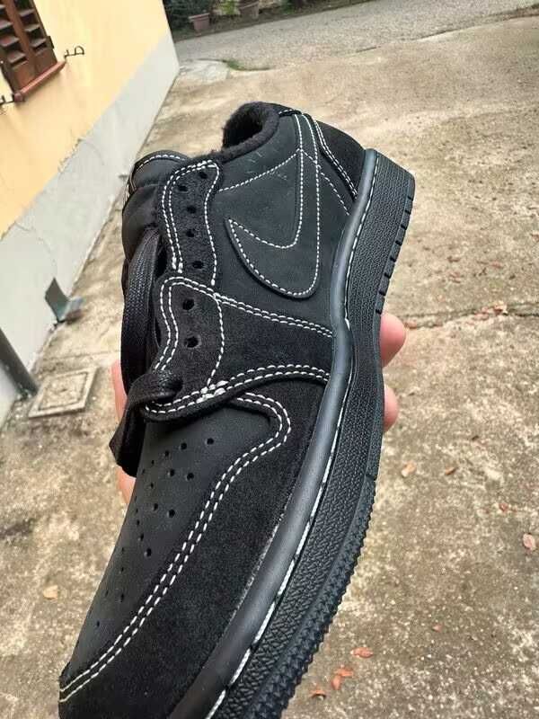 Jordan 1 Retro Low OG SP Travis Scott Black Phantom R.40