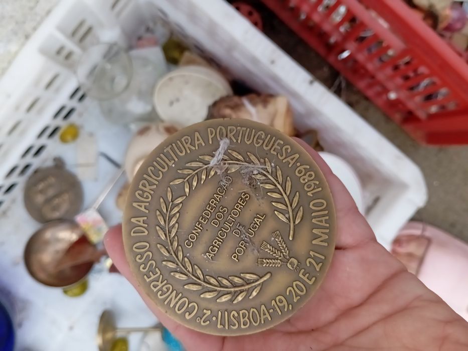 Medalha antiga bom estado