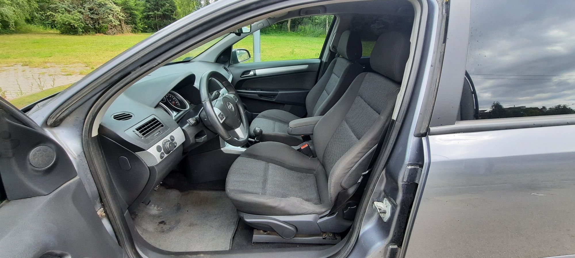 Opel Astra 2005r. 1.9 CDTI 120KM. 6 biegów. Stan BDB.