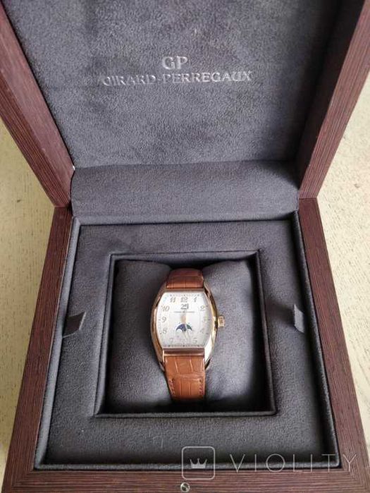 Girard-Perregaux Richeville Large Date Moon-Phases 18K Rose Gold.