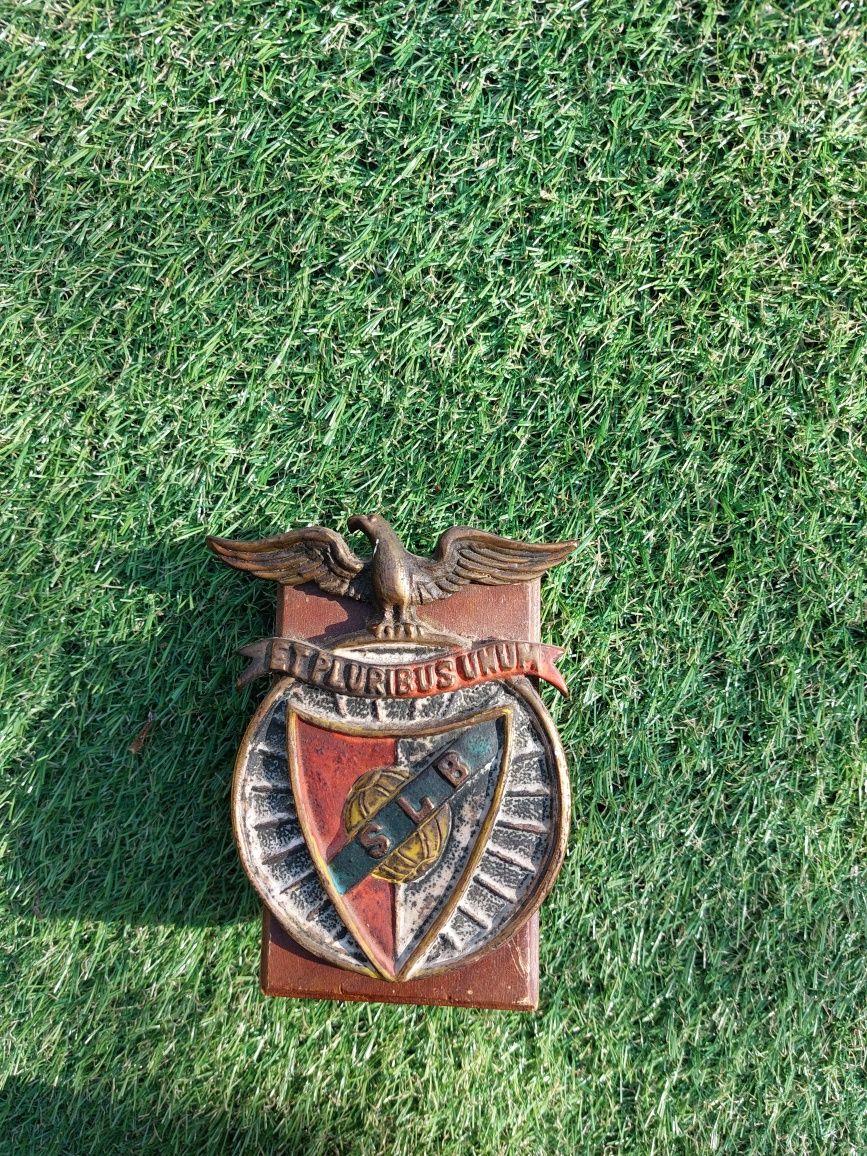 Brasão do Benfica em cobre
