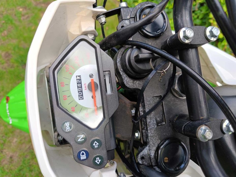 Cross Defender 150