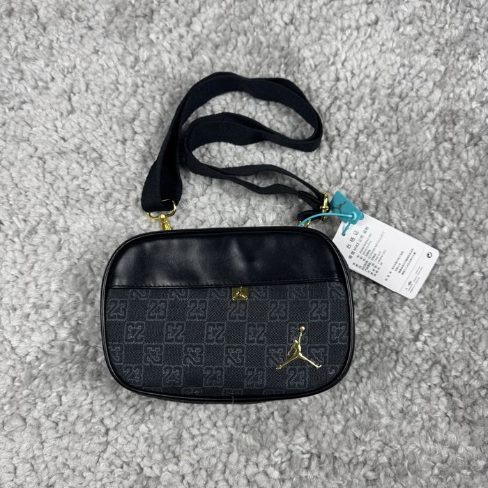 Сумка месенджер Jordan Monogram джордон монограмна