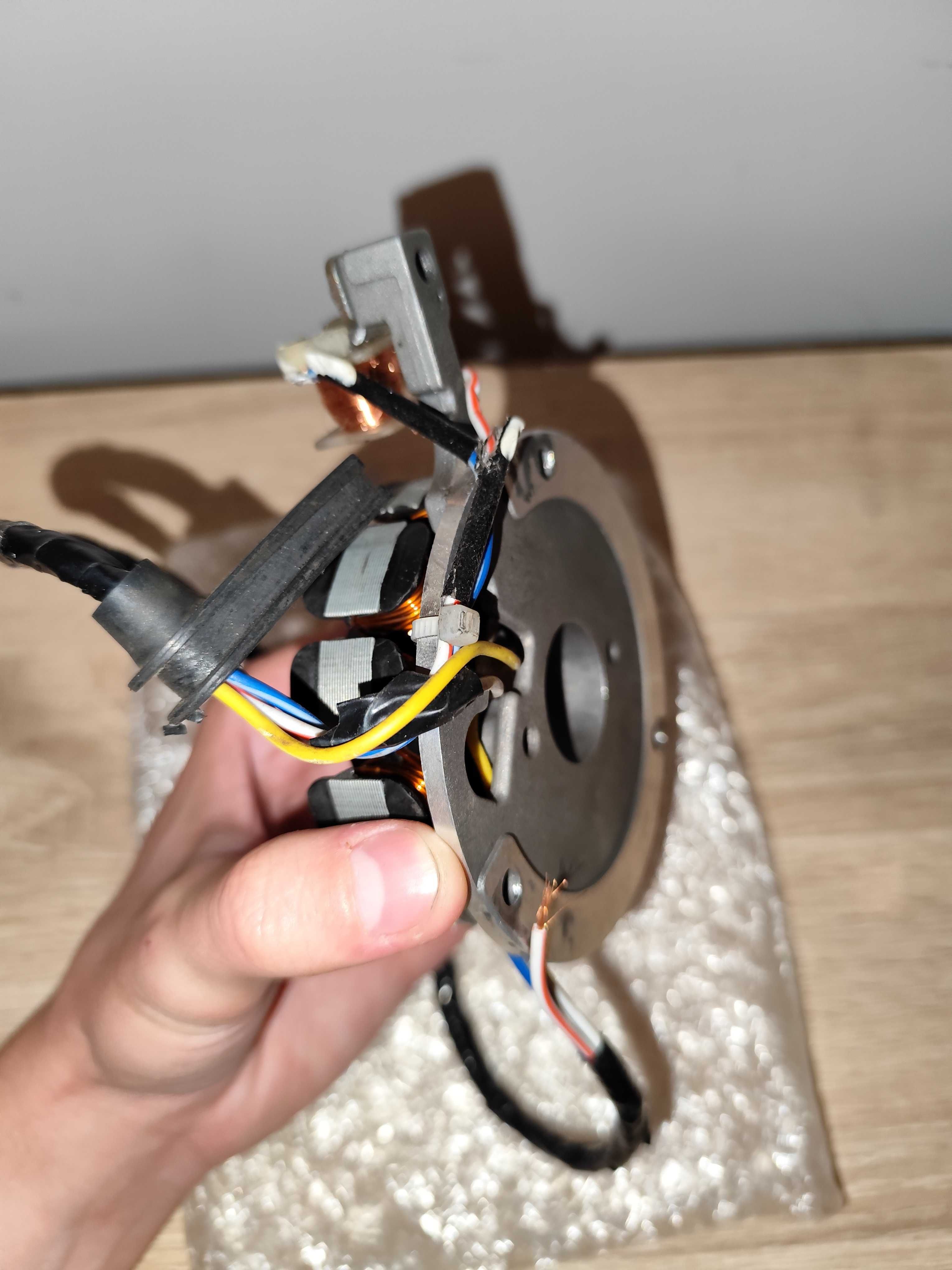 Iskrownik stator 12 cewek Ducati Energia do AM6