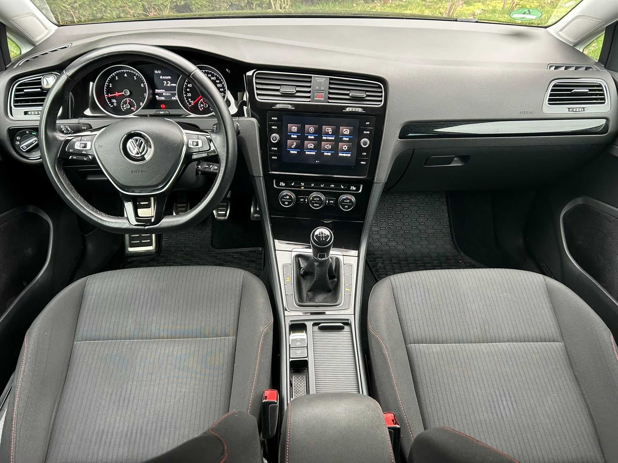 VW Golf 7.5 1.0 TSI SOUND EDITION 2017
