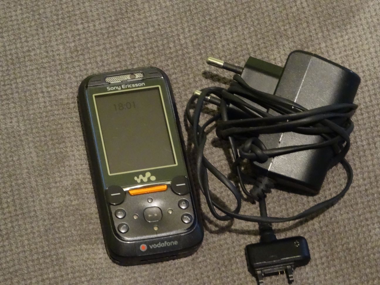 Telefon walkman Ericsson