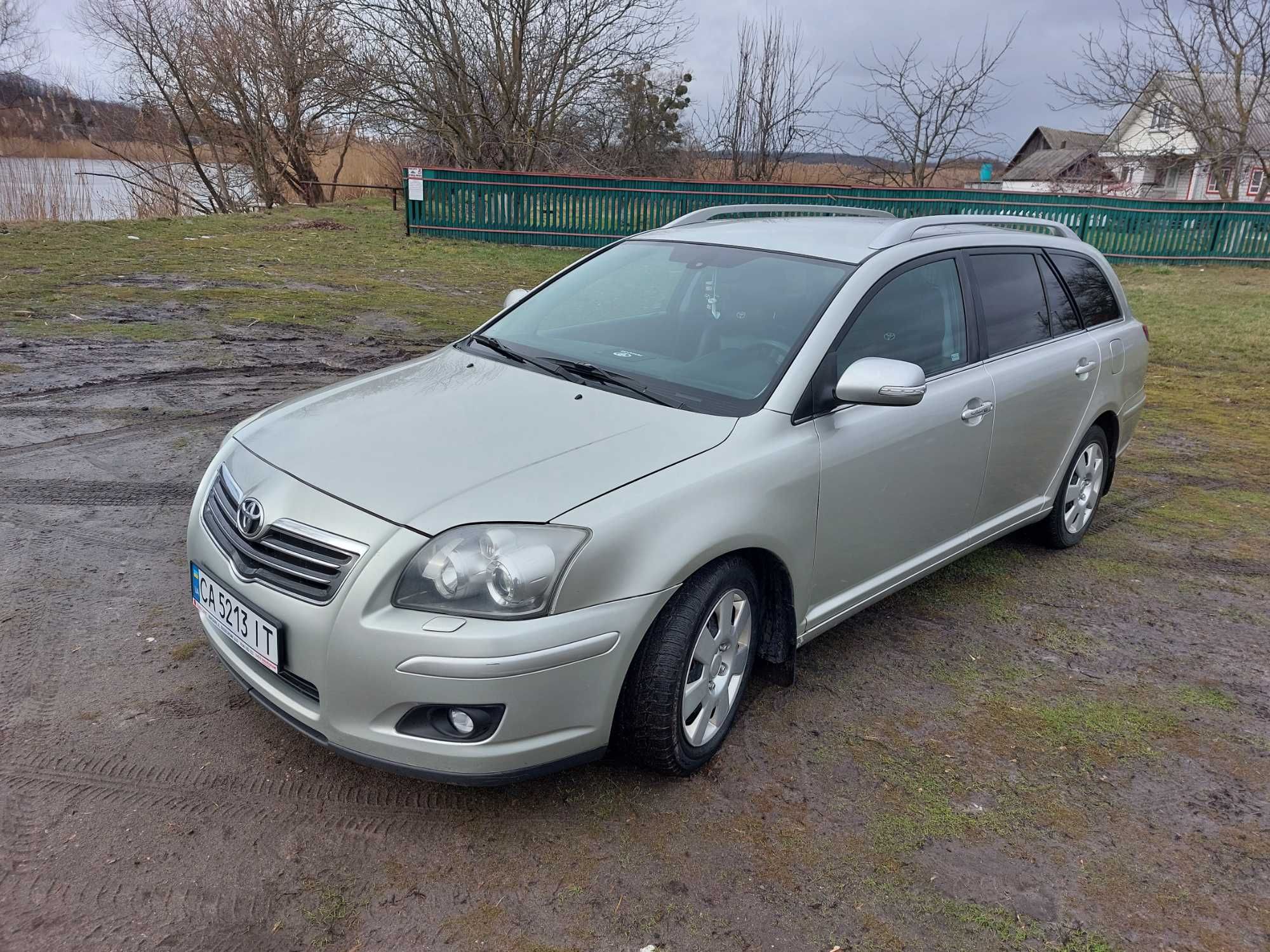 Продам TOYOTA Avensis