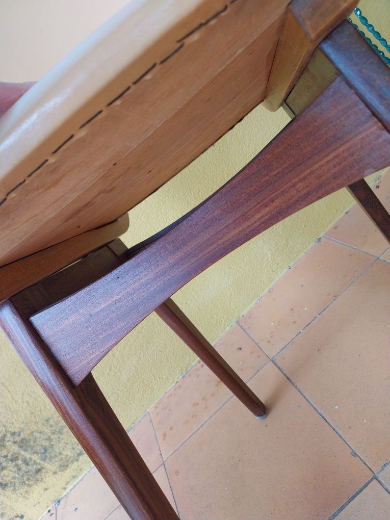 Cadeiras de madeira vintage