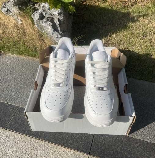 NikeAirForce1Low07White r.41