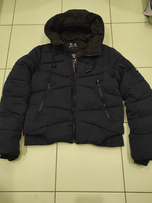 Продам зимнюю куртку
