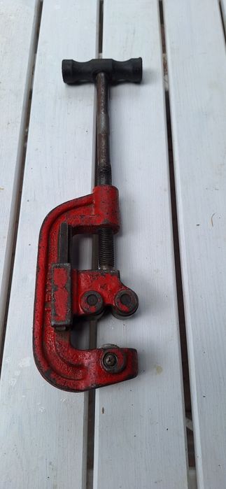 Obcinak do rur stalowych miedzianych