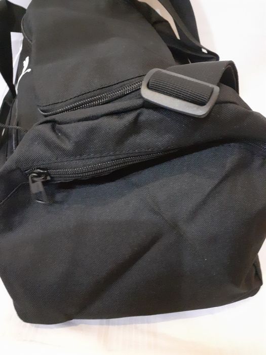 Puma czarna torba z regulowanym paskiem sportowa fit trening podrozna