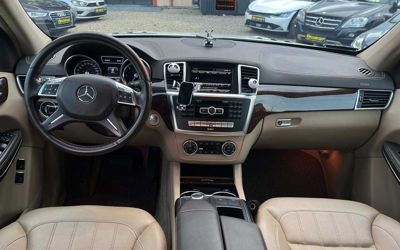 Mercedes-Benz GL 350 2012