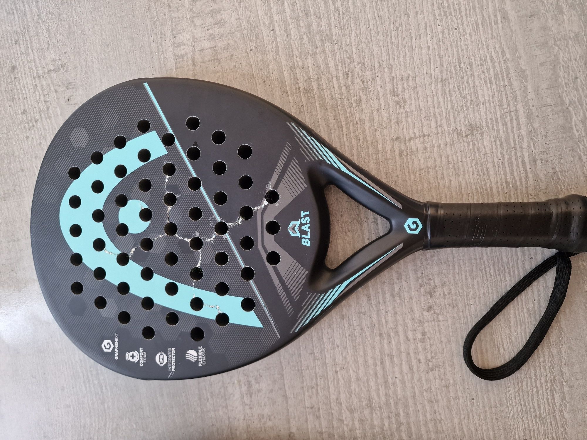 Raquete padel Head xt graphene blast (danificada)