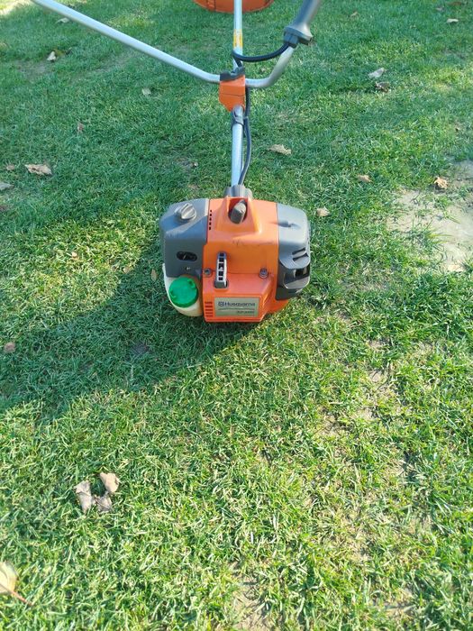 Sprzedam kosę husgvarna 323