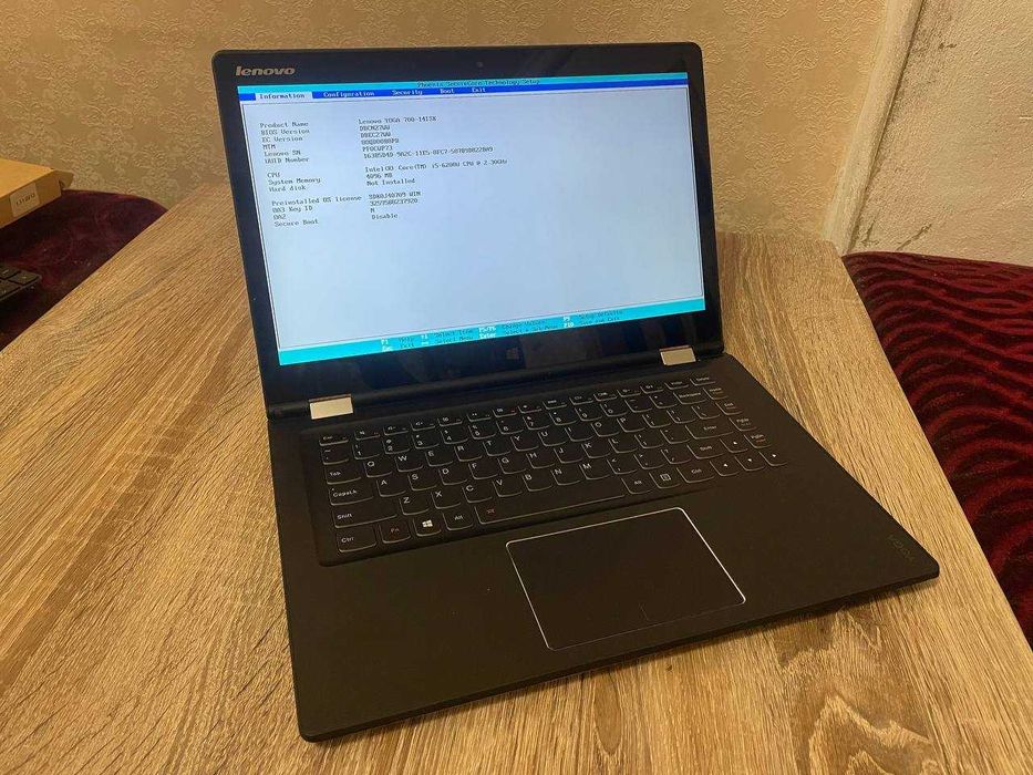 Lenovo Yoga 700-14ISK i5 6200U • 4GB • Сенсор 360° • Без SSD • Робочий