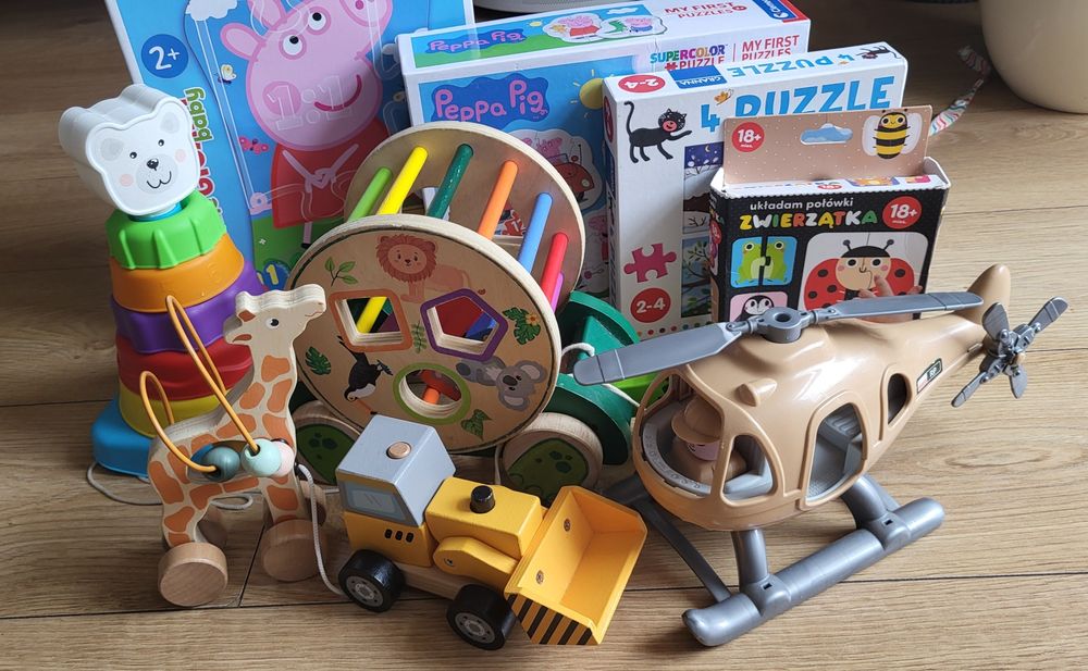 Zestaw zabawek- puzzle, sorter, helikopter