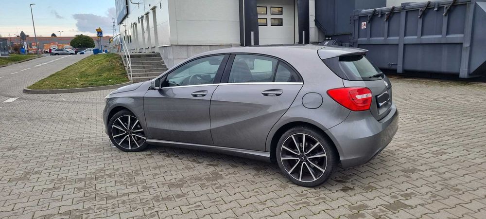 Mercedes A180 manual w bdb stanie