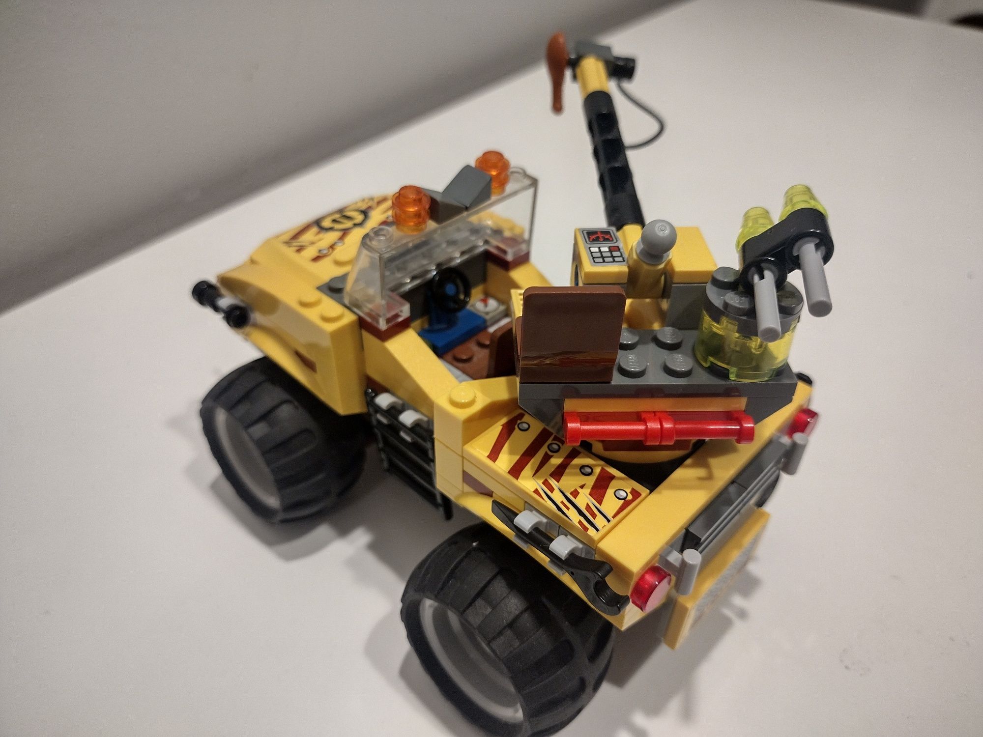 LEGO 5884 Dino - pojazd z zestawu