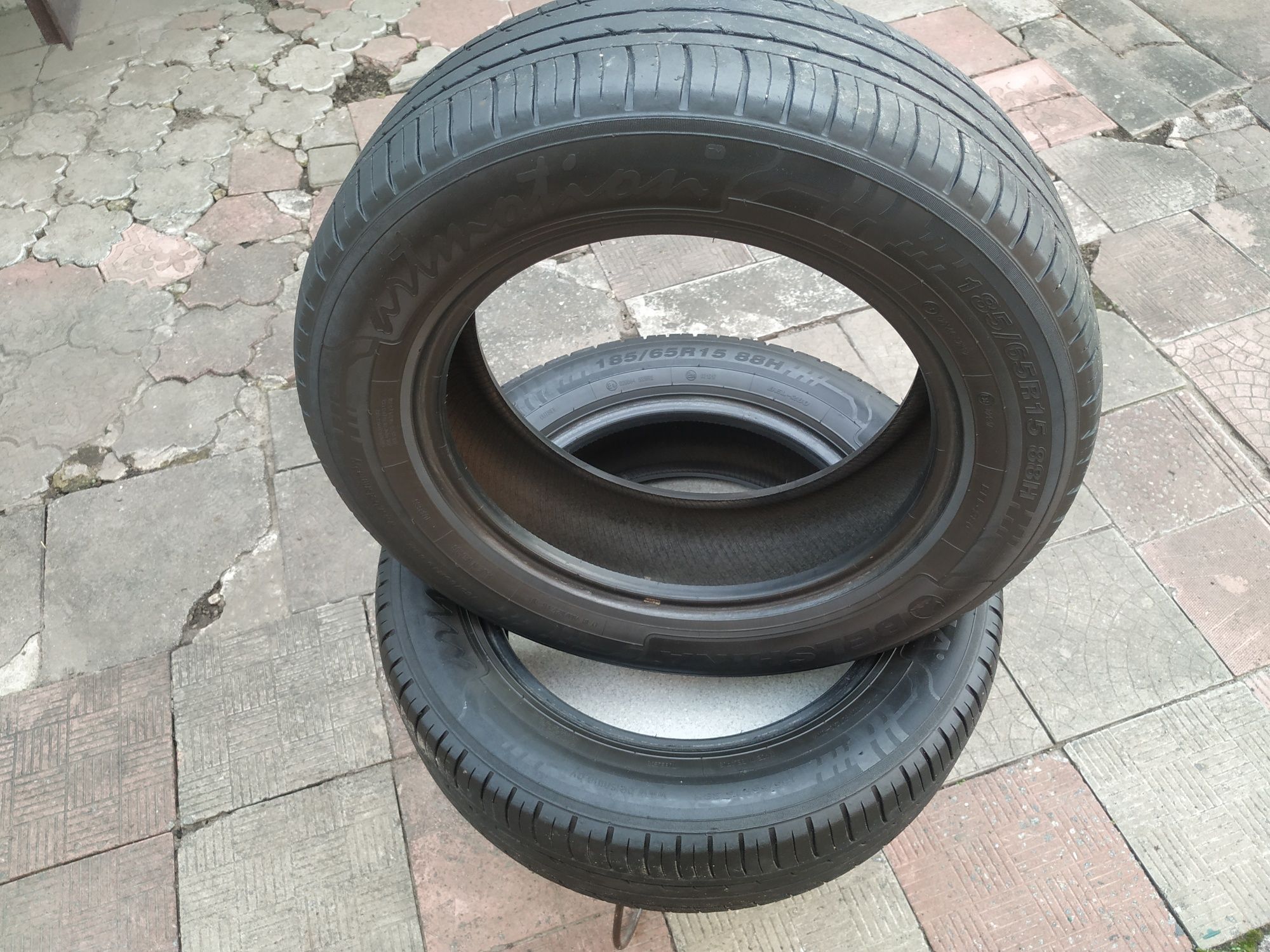 Шины, резина б/у лето 185/65 r15
