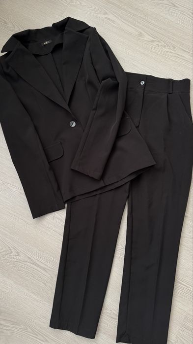 Костюм брючний брюки жіночий