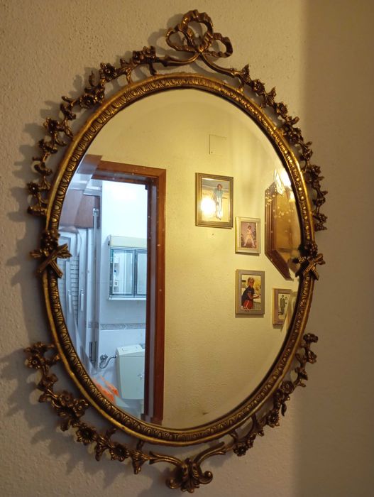 Espelho antigo dourado