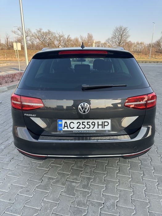 Volkswagen Passat 2019 B8 • 1.6TDI DSG 7 (120 к.с.) • Highline