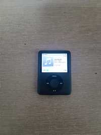 Плеєр Apple iPod 8Gb