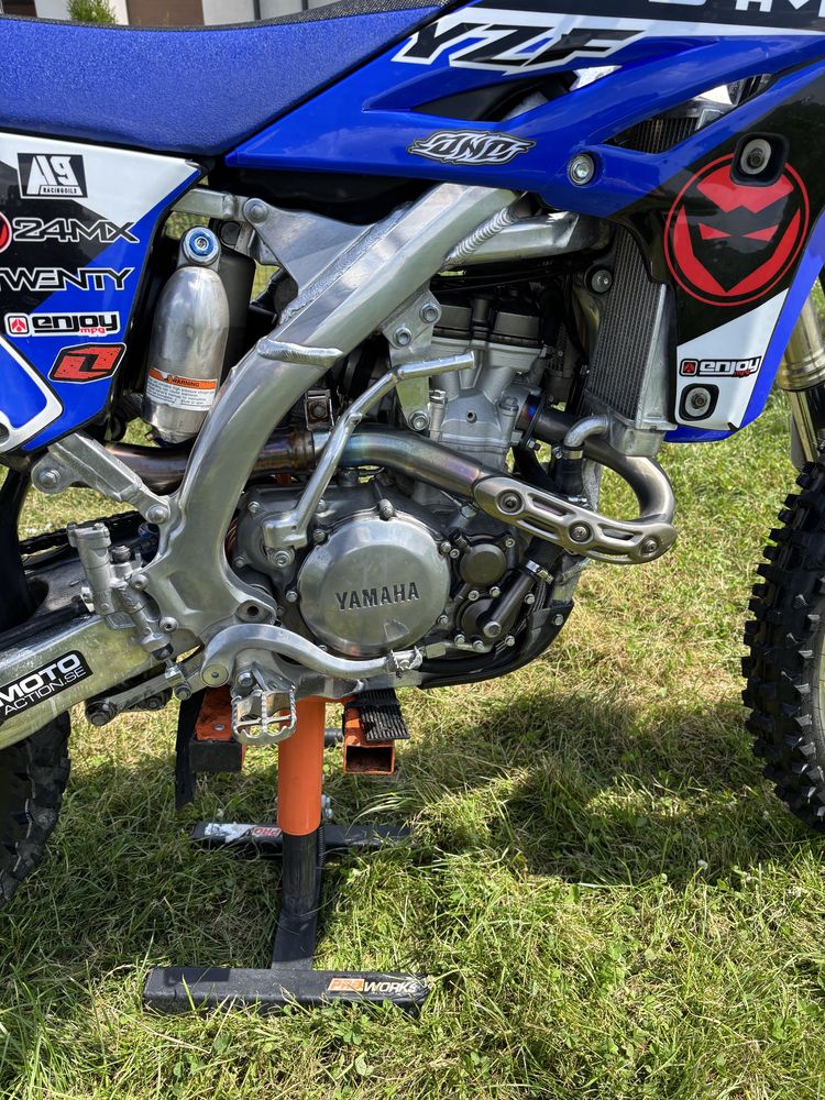Yamaha YZ 250 4t z 2012 roku.