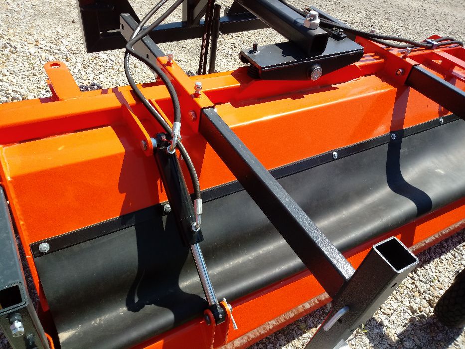 Zamiatarka 2,4m Metal Technik zaczep 3w1 tuz-euro ramka-widły DOSTAWA