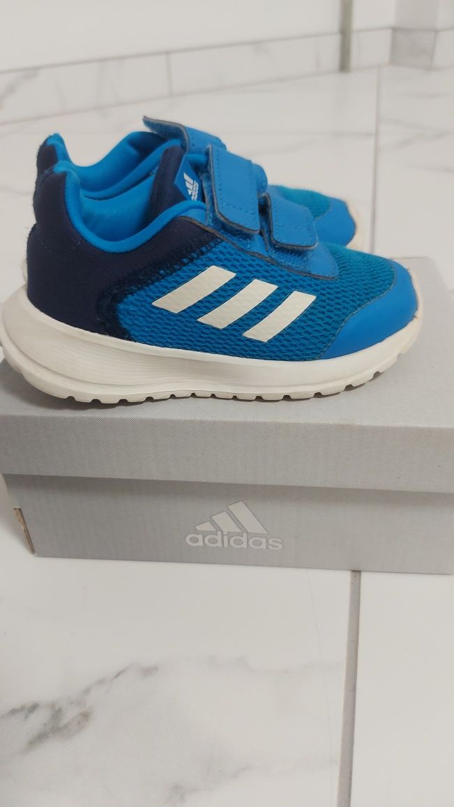 Кросівки дитячі Adidas. Розмір 21. Оригінал.