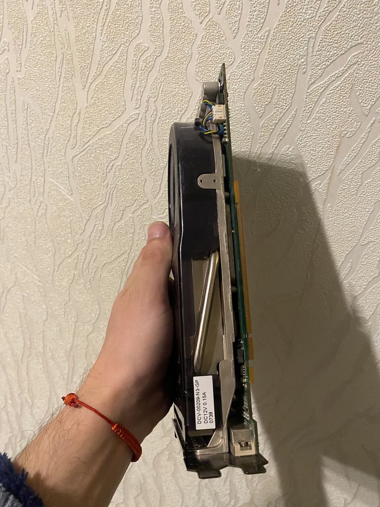 Продам видеокарту Nvidia GeForce 8800 GTS