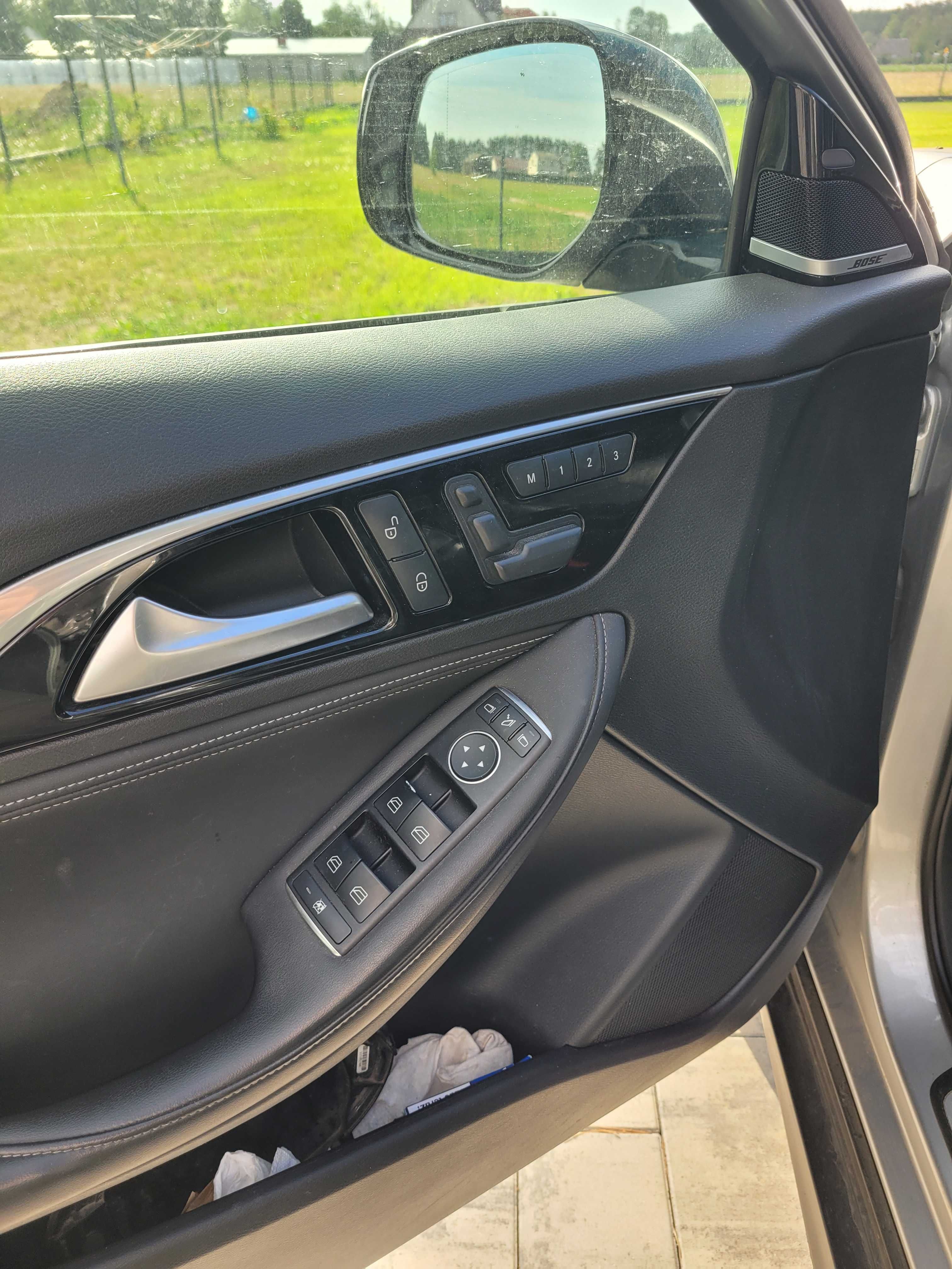 Infiniti qx30, polski salon