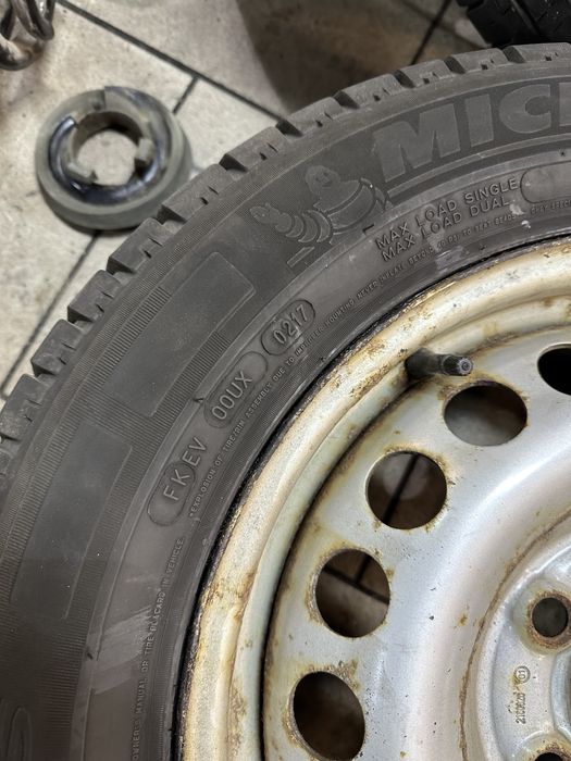 Komplet kół letnich VW Transporter T5 205/65R16c