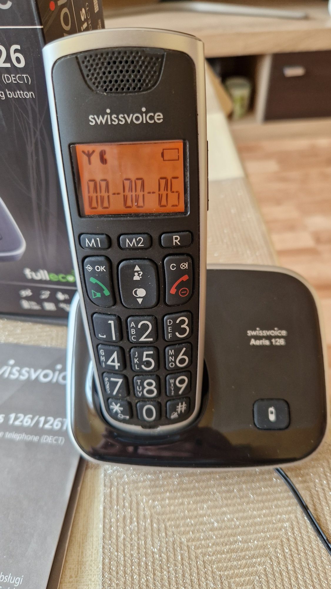Telefon stacjonarny dla seniorów