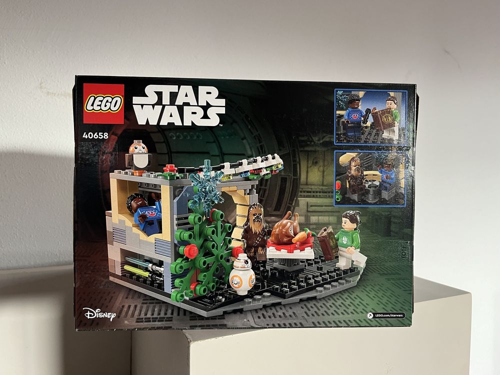 Lego 40658 - Diorama de Natal Falcon (selado)