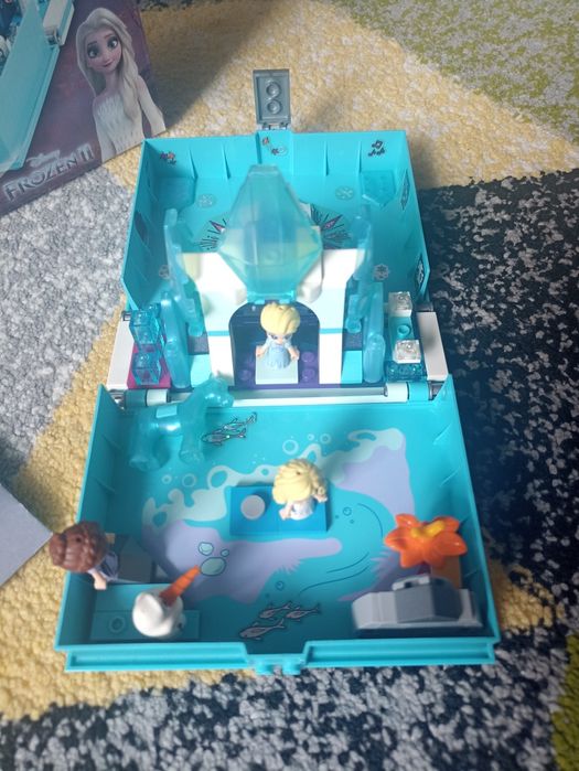 Lego книга конструктор крижане серце